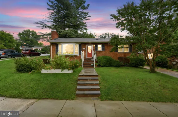 899 N Nottingham St, Arlington, Virginia 22205