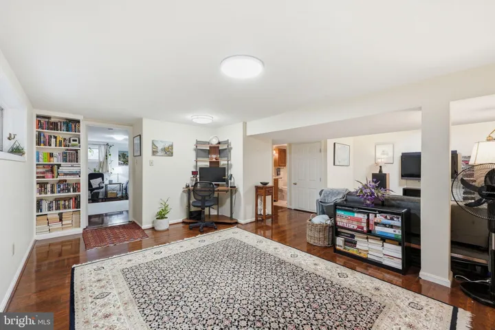 899 N Nottingham St, Arlington, Virginia 22205