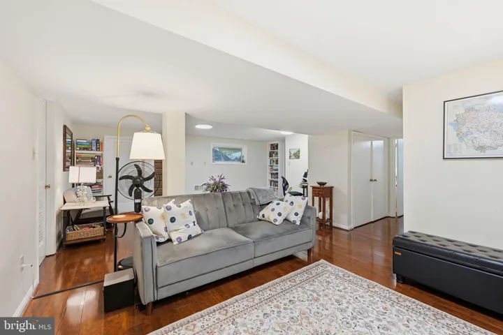 899 N Nottingham St, Arlington, Virginia 22205