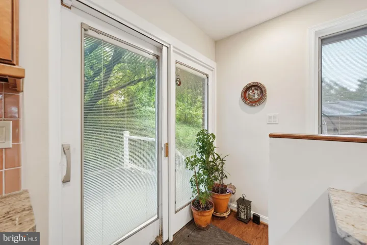 899 N Nottingham St, Arlington, Virginia 22205