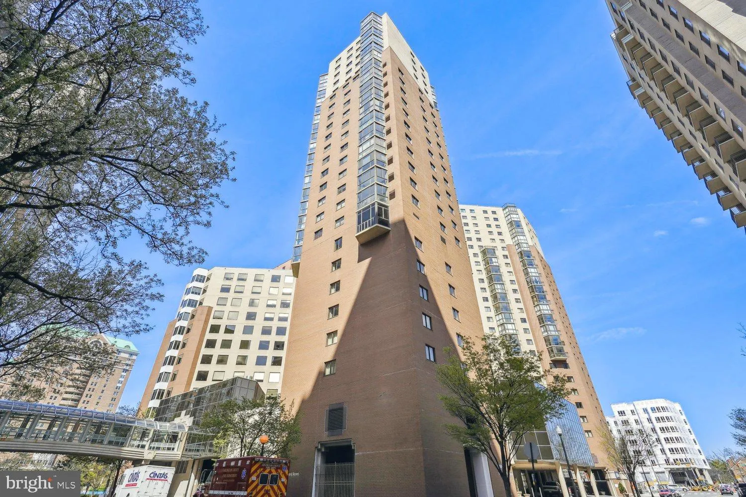 900 STAFFORD STREET, Arlington, VA 22203