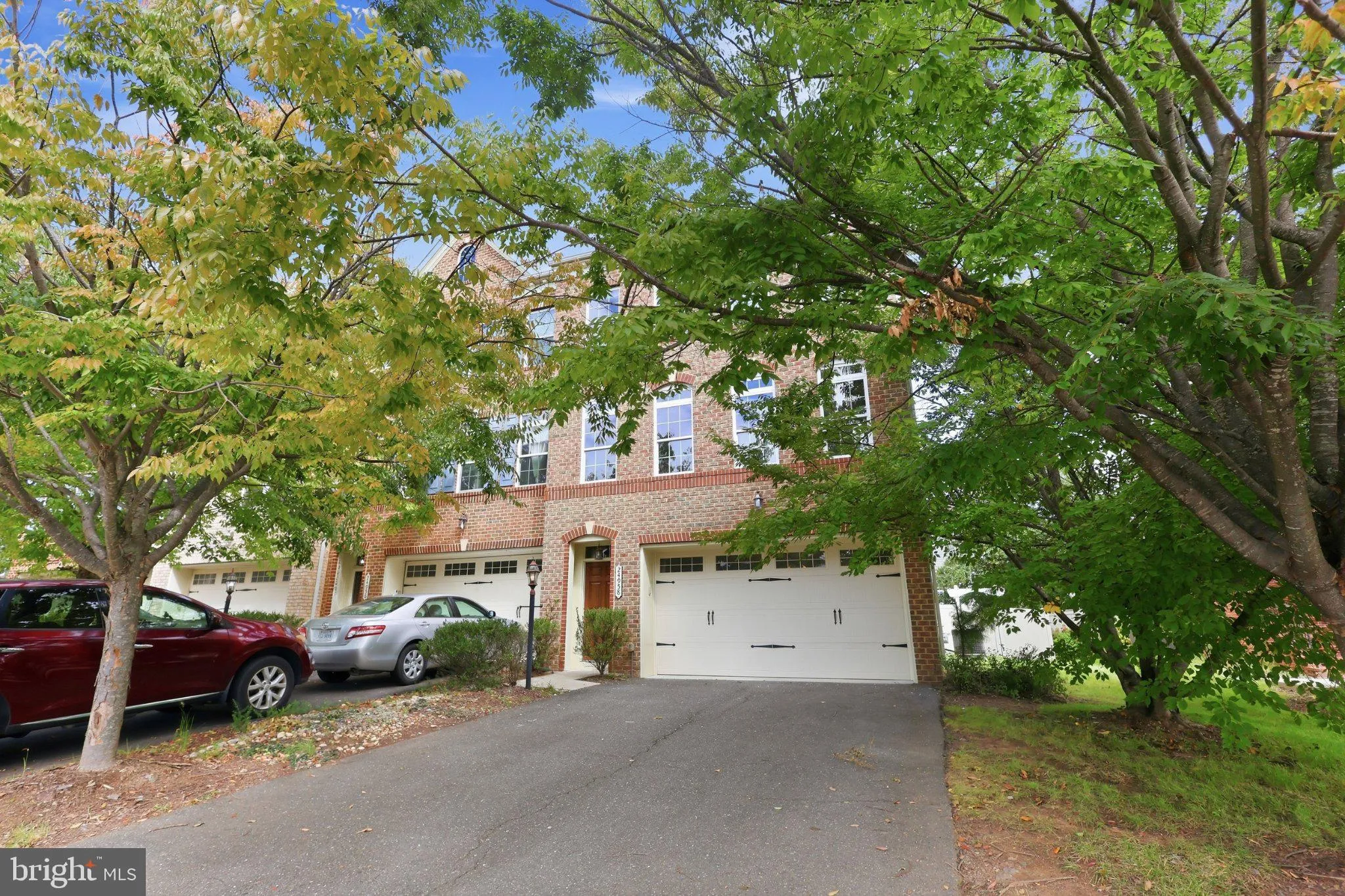 24958 ASHGARTEN DRIVE, Chantilly, VA 20152