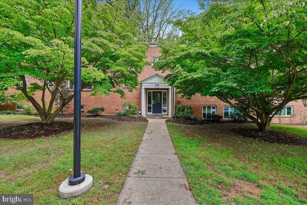 10500 MONTROSE AVENUE, Bethesda, MD 20814