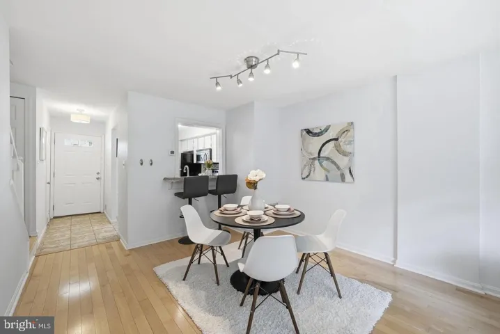 6472 Brick Hearth Ct, Alexandria, Virginia 22306