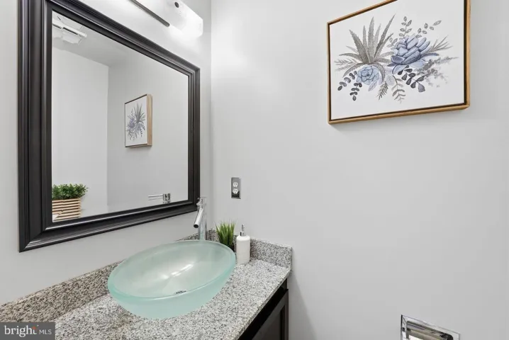 6472 Brick Hearth Ct, Alexandria, Virginia 22306