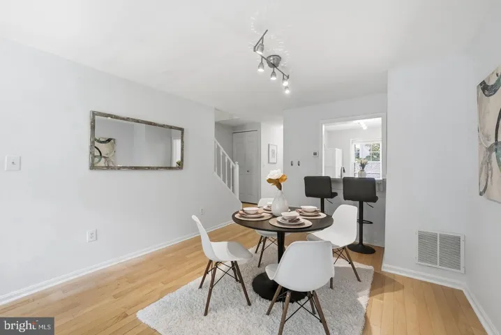 6472 Brick Hearth Ct, Alexandria, Virginia 22306