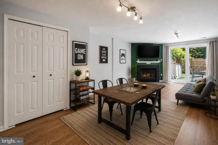 6472 Brick Hearth Ct, Alexandria, Virginia 22306