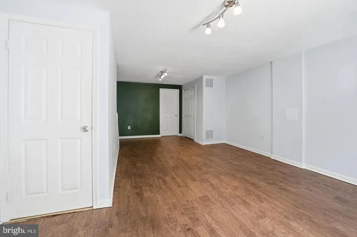 6472 Brick Hearth Ct, Alexandria, Virginia 22306