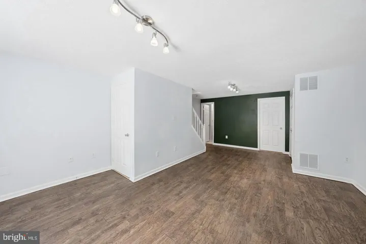 6472 Brick Hearth Ct, Alexandria, Virginia 22306