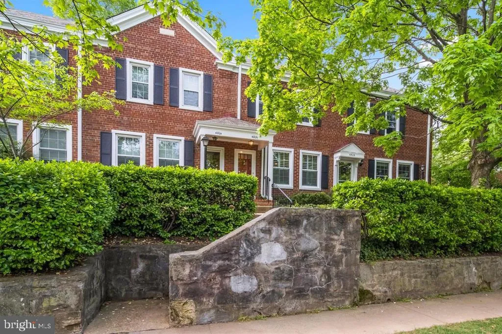 4806 28TH STREET, Arlington, VA 22206