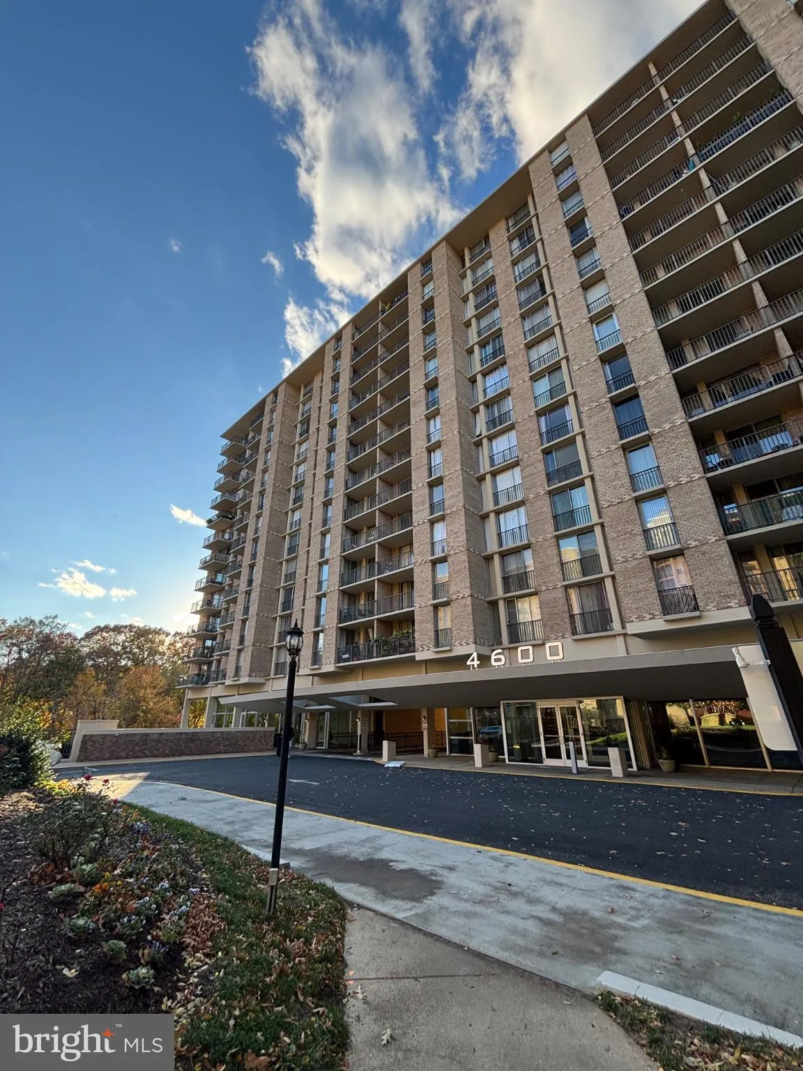 4600 FOUR MILE RUN DRIVE, Arlington, VA 22204