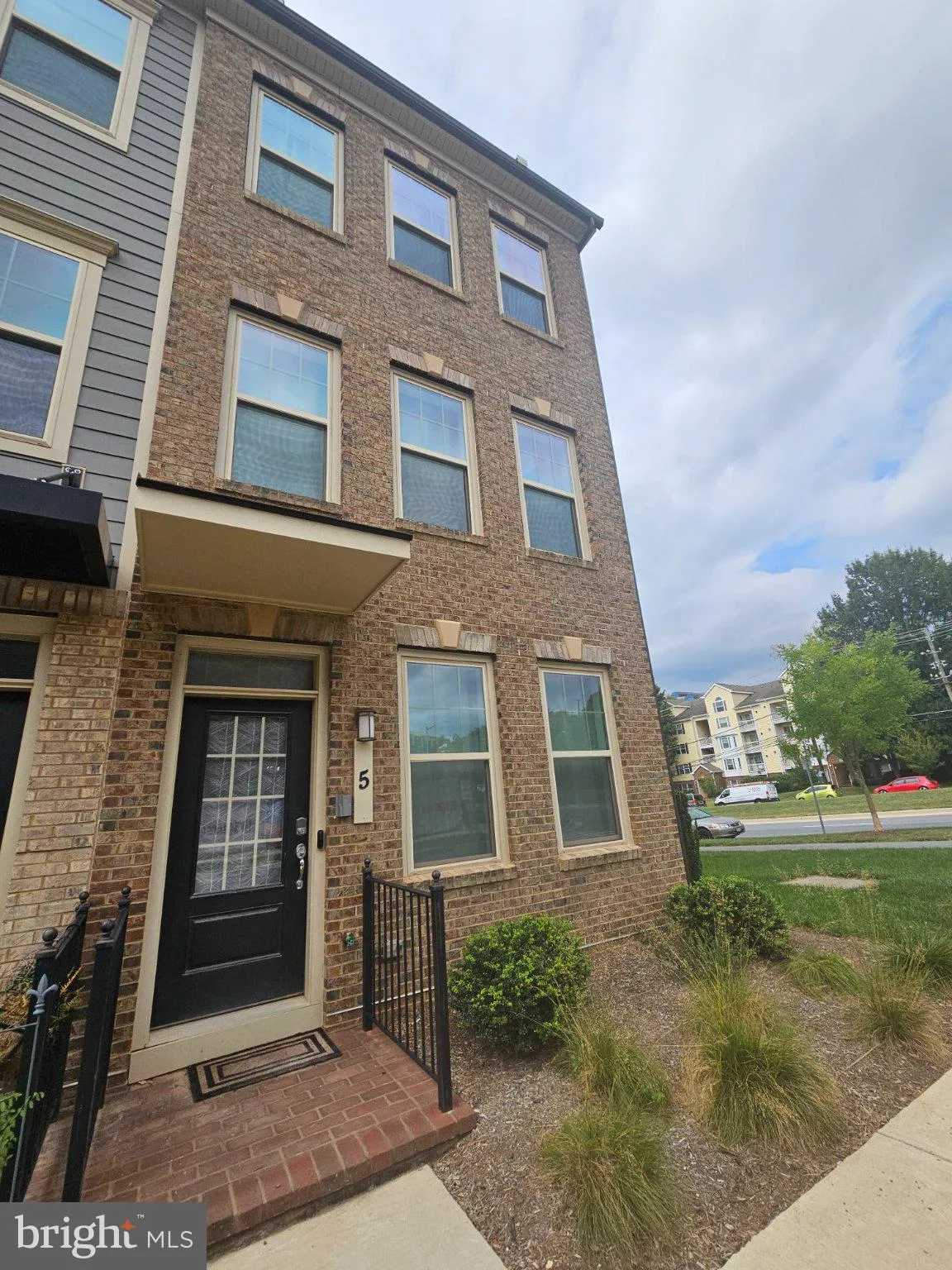 5 MORRISON DRIVE, Gaithersburg, MD 20878