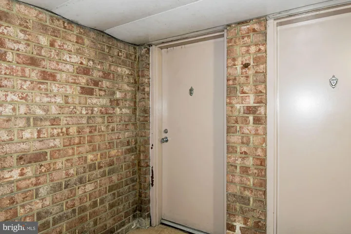 2627 Redcoat Dr, Alexandria, Virginia 22303