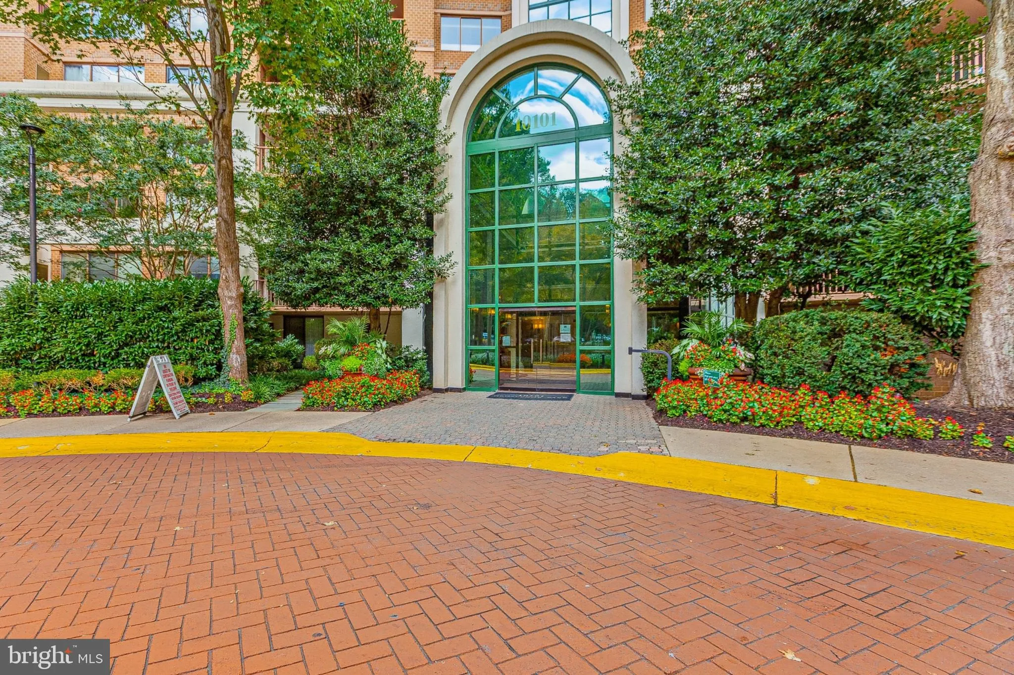 10101 GROSVENOR PLACE, Rockville, MD 20852