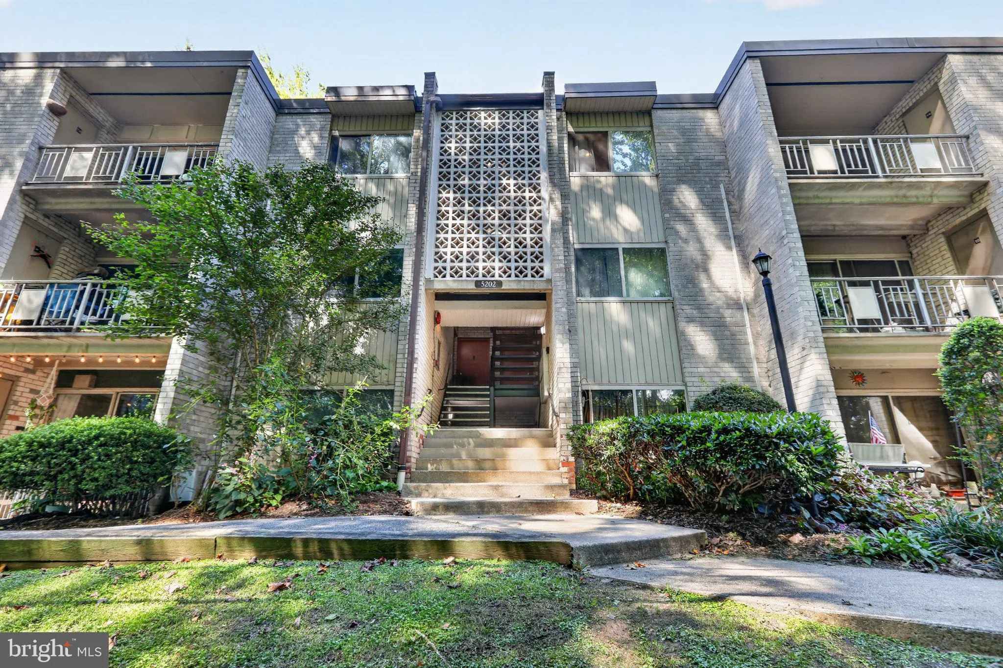 5202 CROSSFIELD COURT, Rockville, MD 20852
