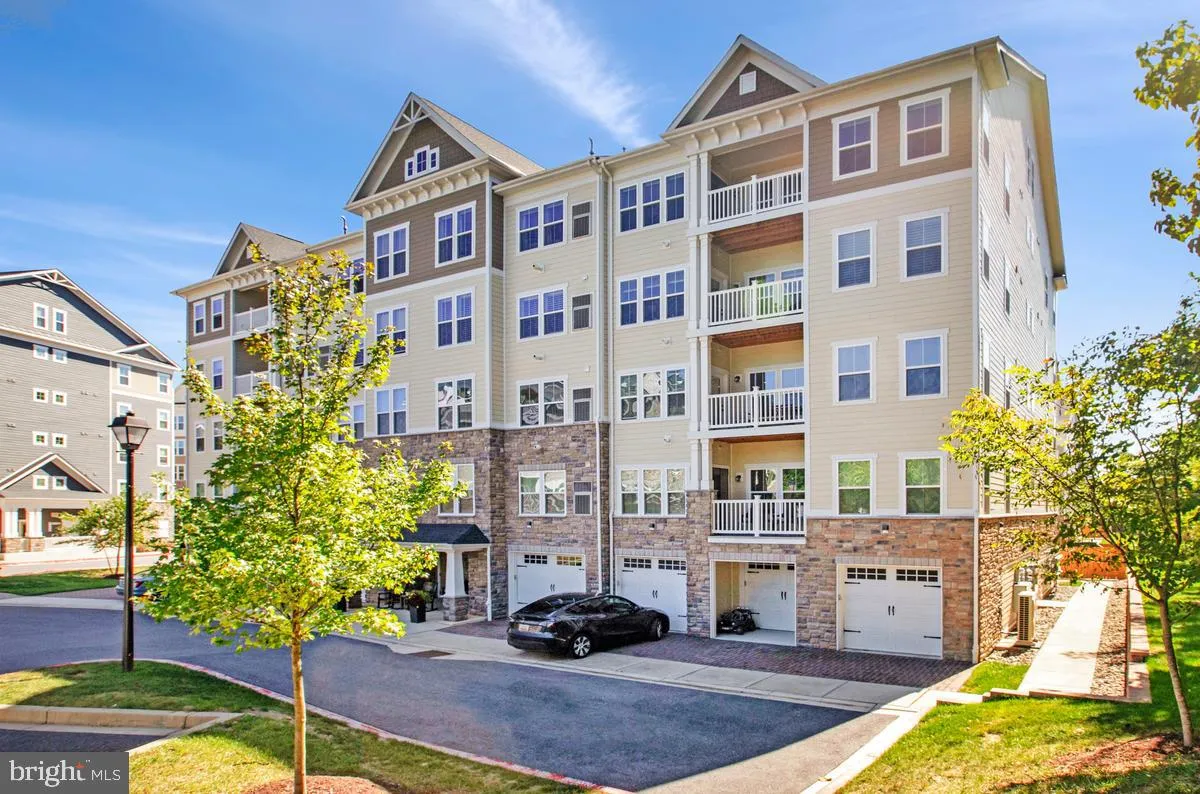 8960 CARLS COURT, Ellicott City, MD 21043