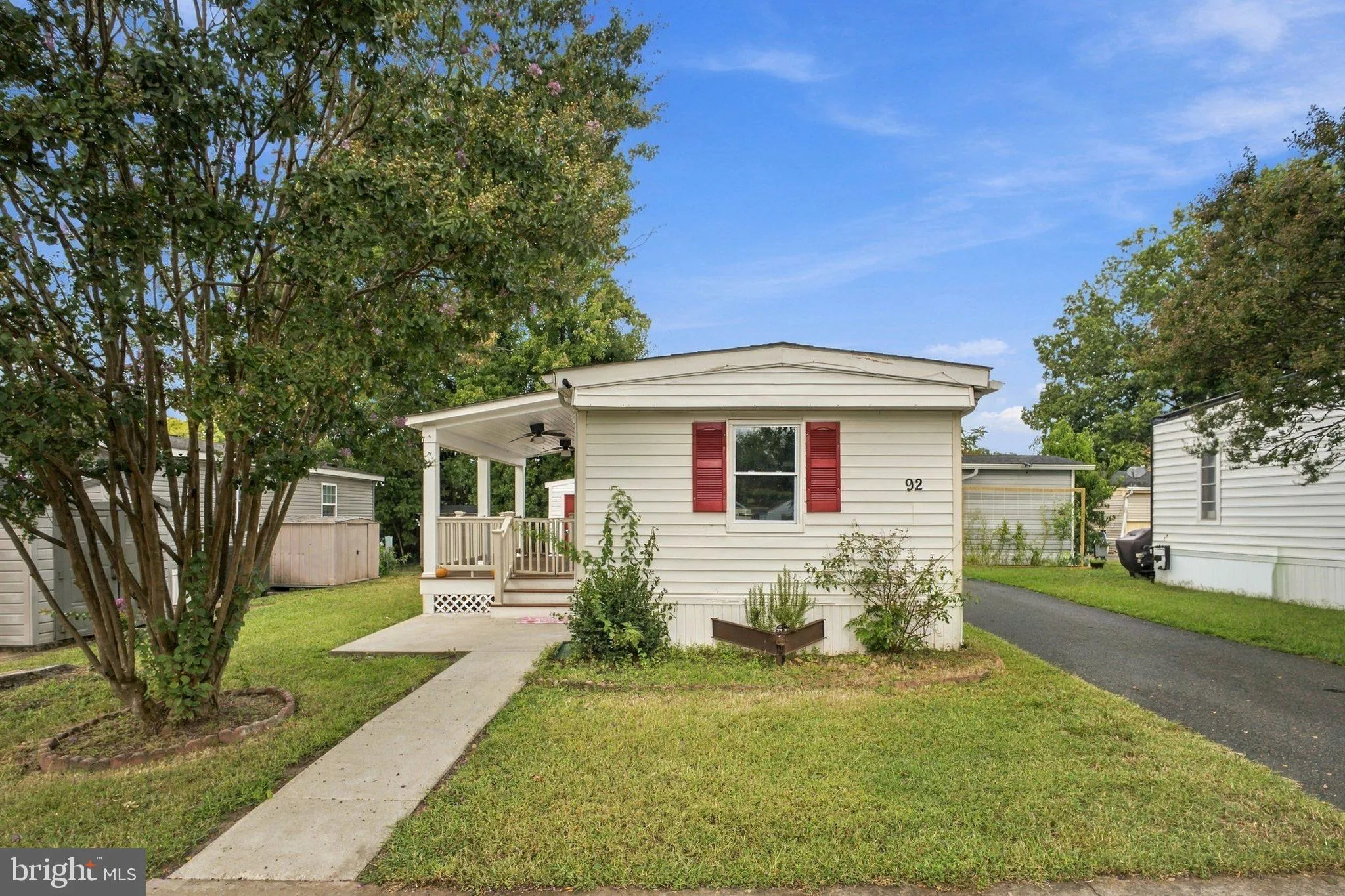 92 VILLAGE PARKWAY, Dumfries, VA 22026
