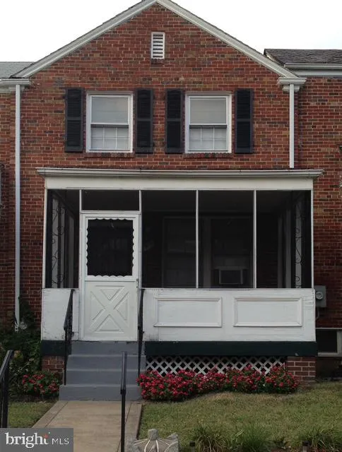 44 GIRARD STREET, Washington, DC 20002