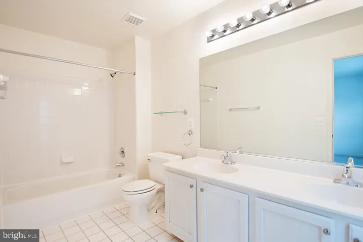 10558 Crooked Branch Ct, Manassas, Virginia 20112