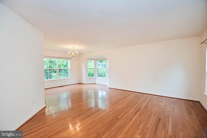 10558 Crooked Branch Ct, Manassas, Virginia 20112