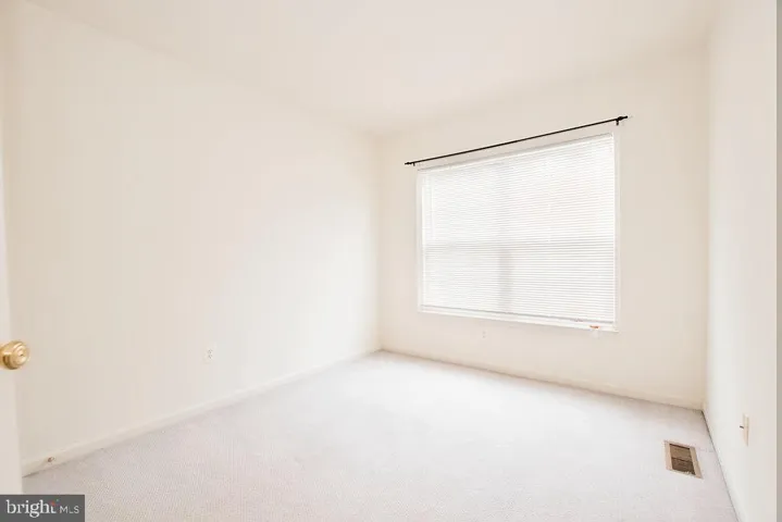 10558 Crooked Branch Ct, Manassas, Virginia 20112