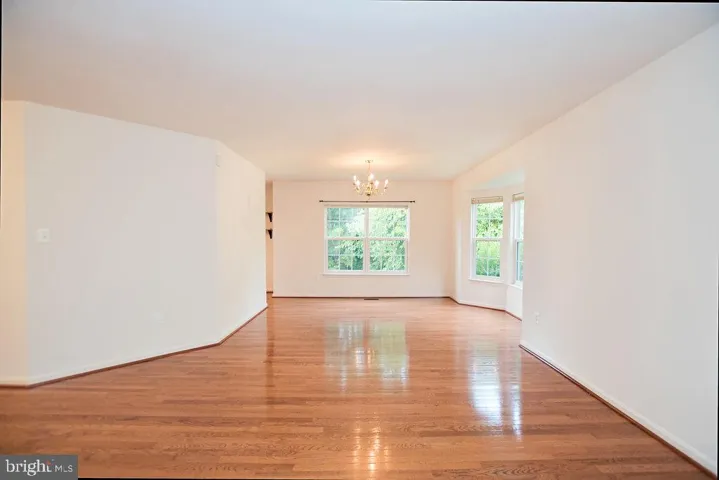 10558 Crooked Branch Ct, Manassas, Virginia 20112