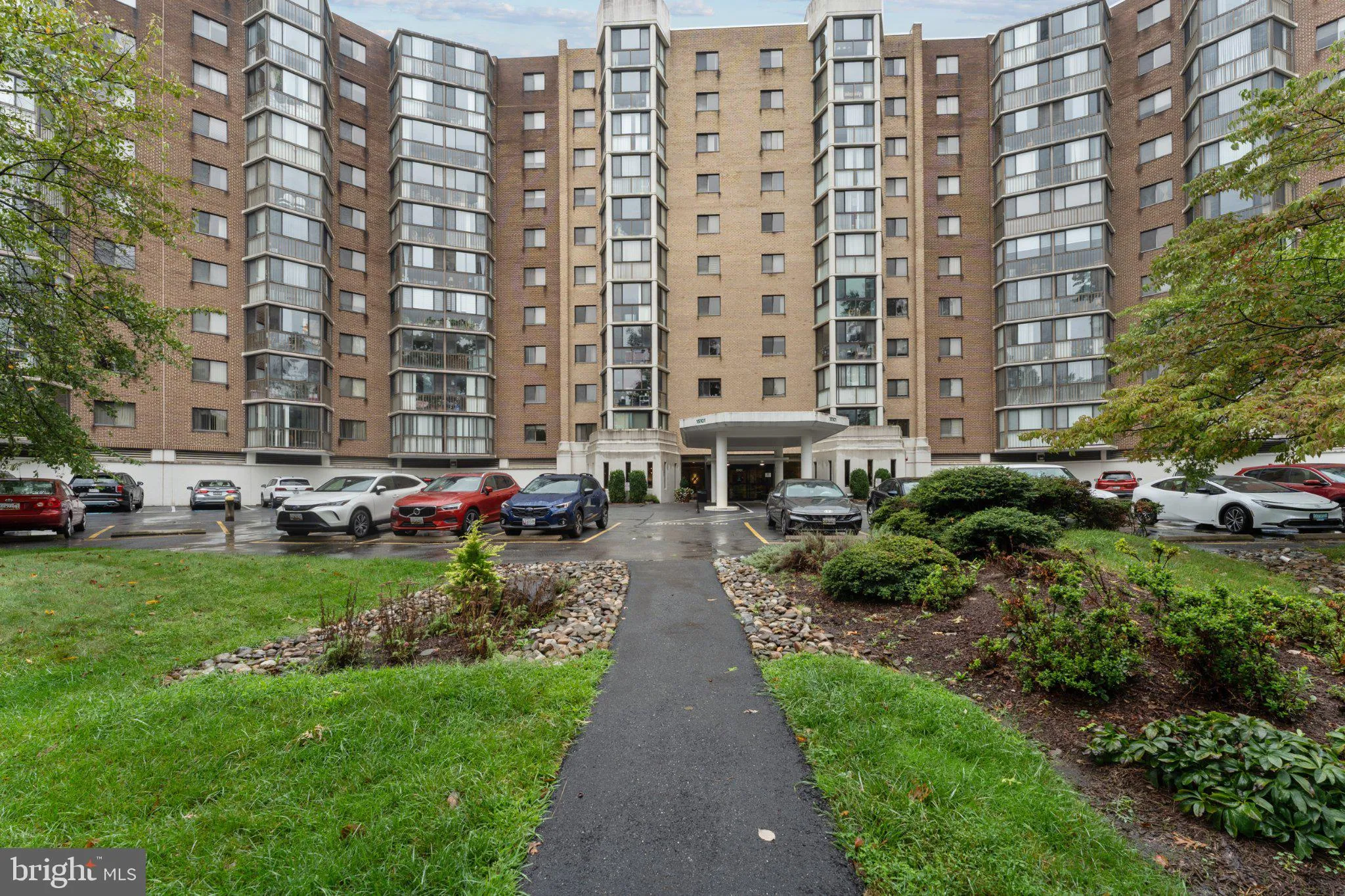15101 INTERLACHEN DRIVE, Silver Spring, MD 20906