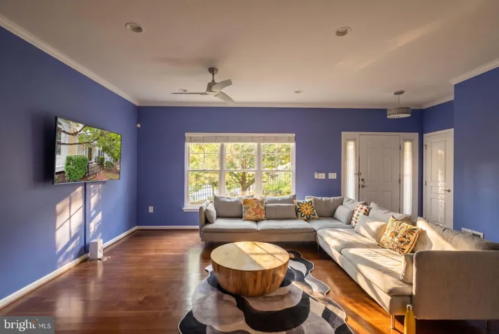 116 Mt High St, Occoquan, Virginia 22125