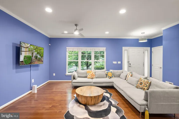 116 Mt High St, Occoquan, Virginia 22125