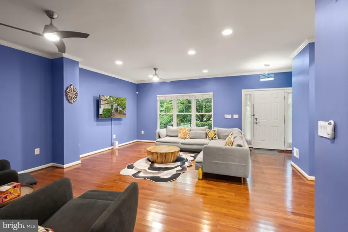 116 Mt High St, Occoquan, Virginia 22125