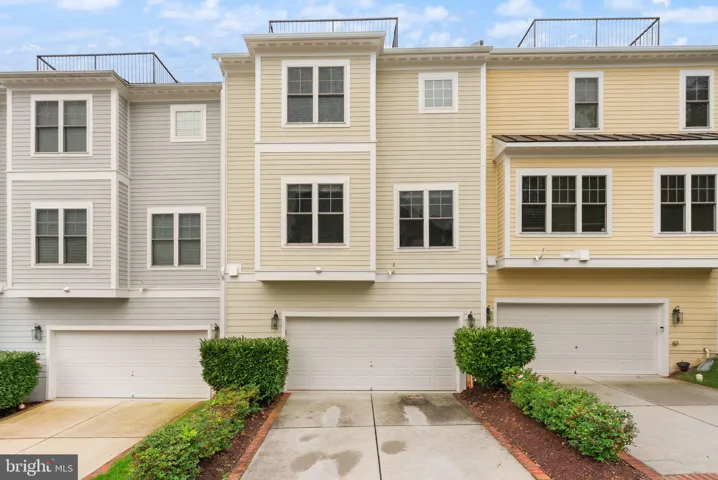 116 Mt High St, Occoquan, Virginia 22125