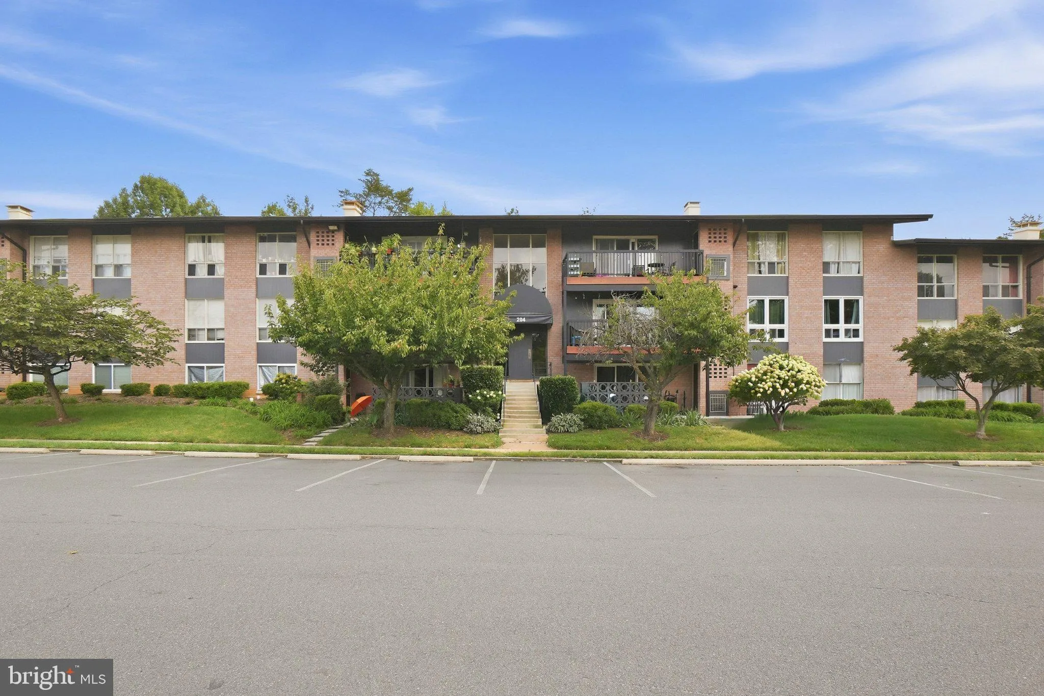204 PARK TERRACE COURT, Vienna, VA 22180