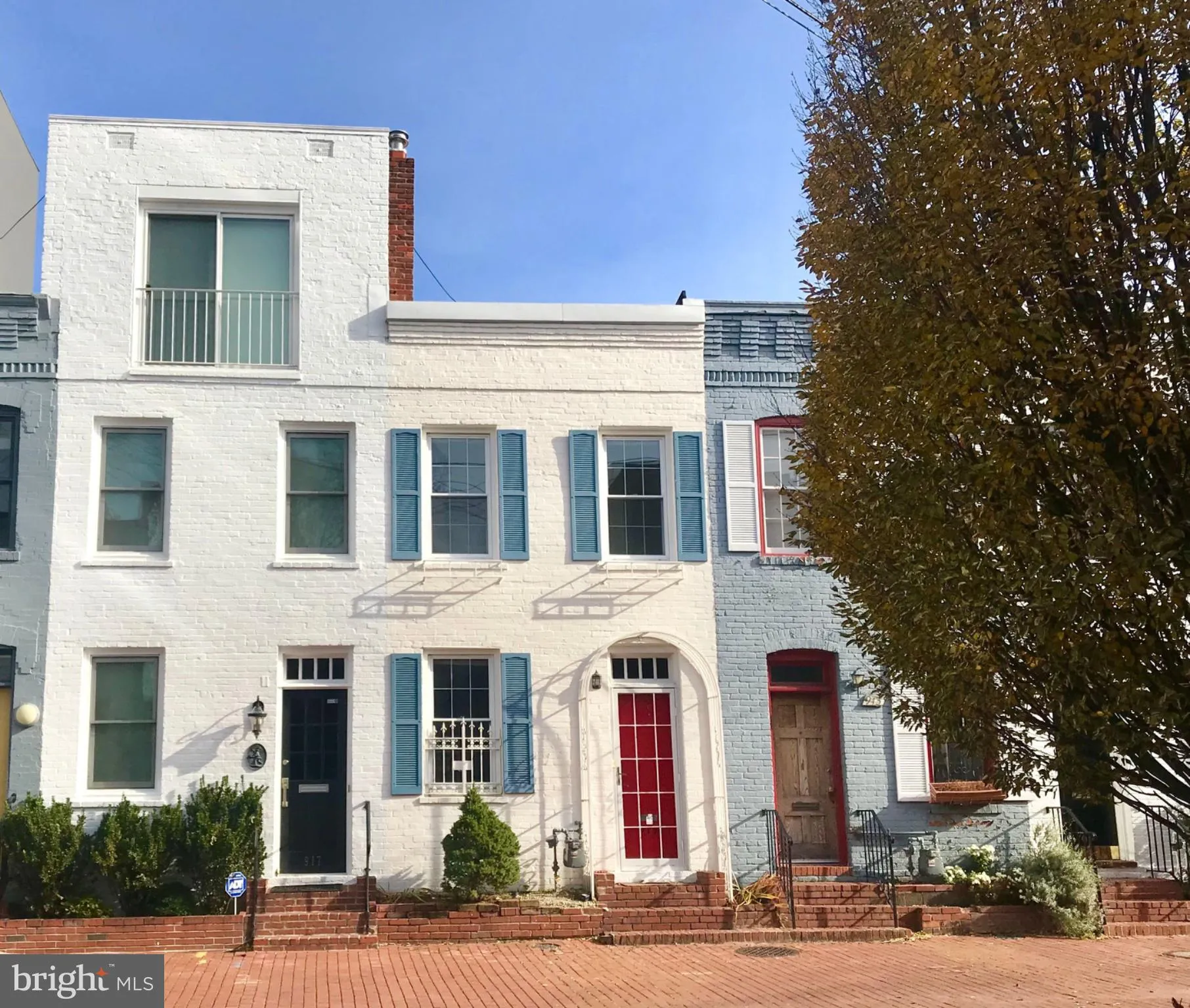 915 HUGHES MEWS, Washington, DC 20037