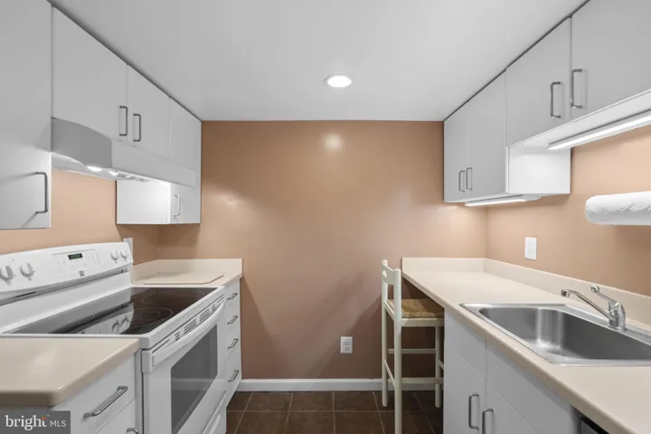 2427 N Sycamore St, Arlington, Virginia 22207