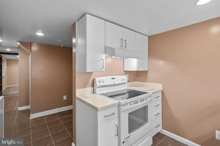 2427 N Sycamore St, Arlington, Virginia 22207