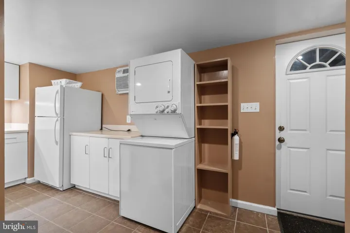 2427 N Sycamore St, Arlington, Virginia 22207