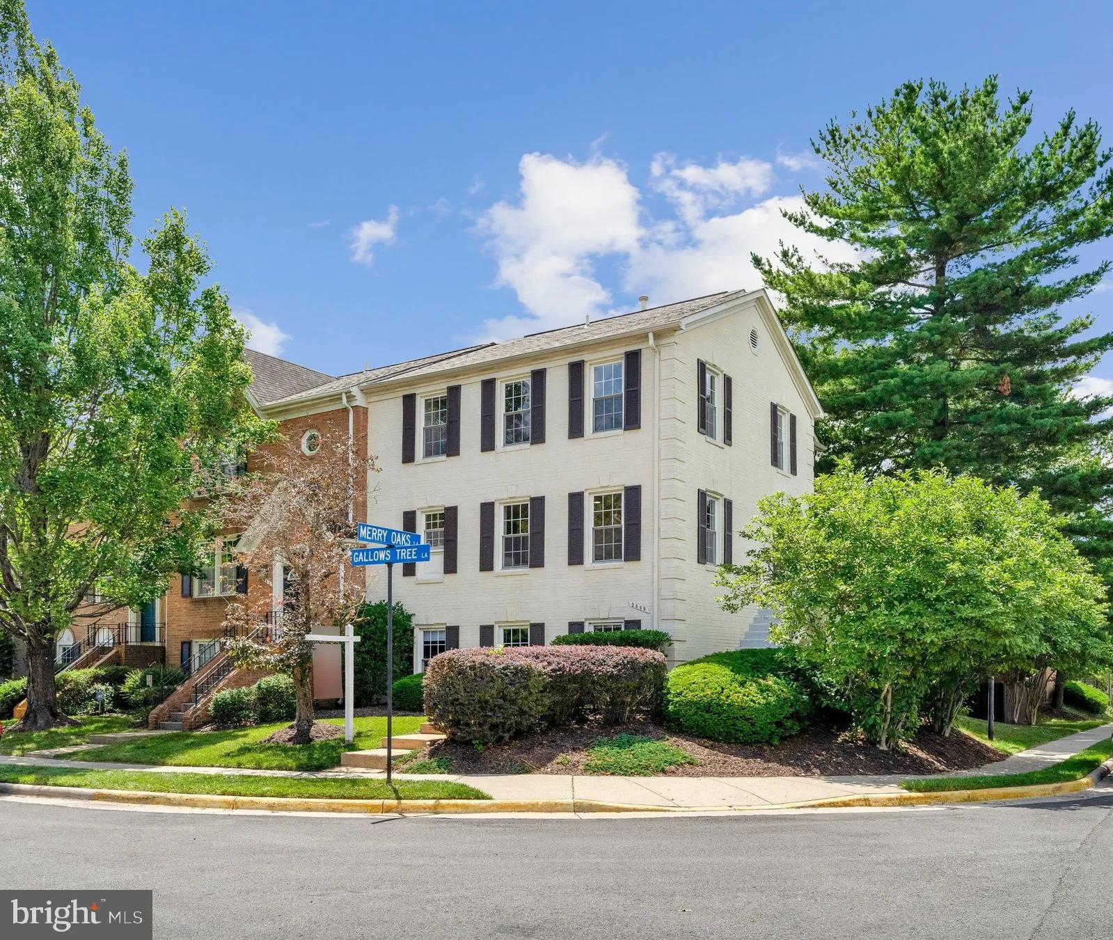 2000 GALLOWS TREE LANE, Vienna, VA 22182