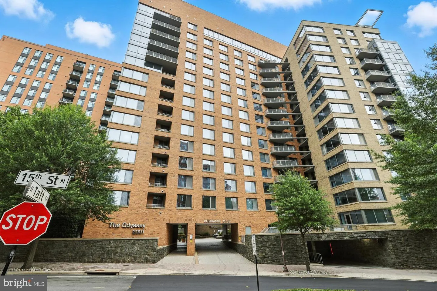 2001 15TH STREET, Arlington, VA 22201