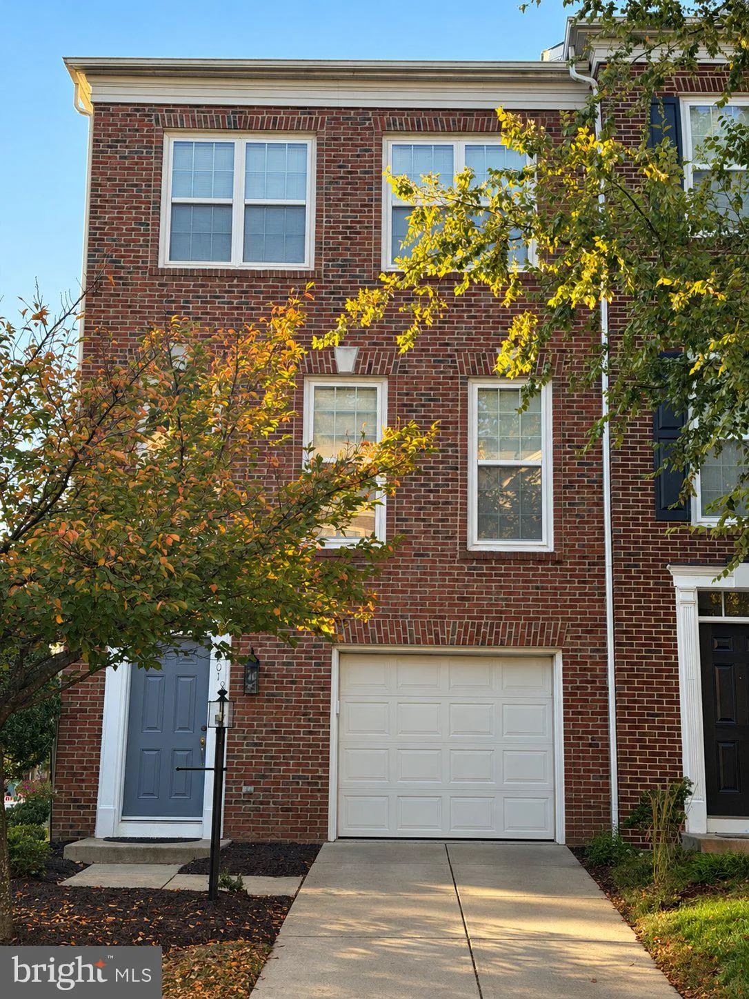 8901 SINGLELEAF CIRCLE, Lorton, VA 22079