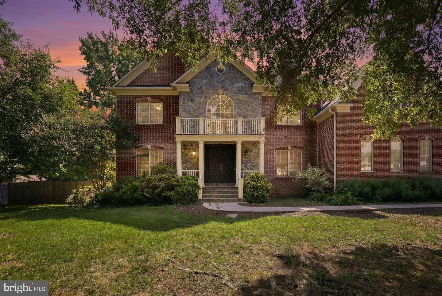 8813 OAK LEAF DRIVE, Alexandria, VA 22309