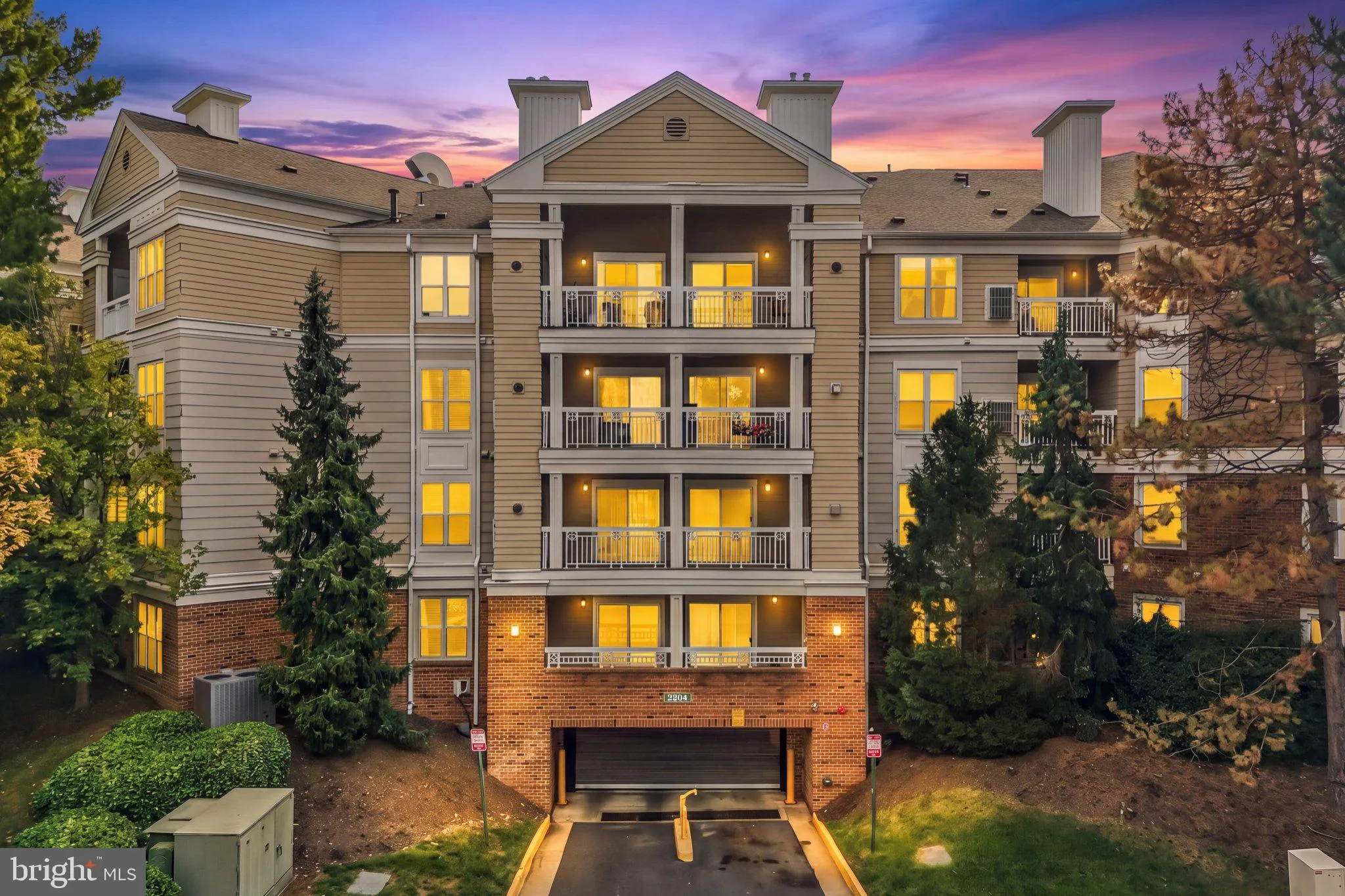 2204 WESTCOURT LANE, Herndon, VA 20170