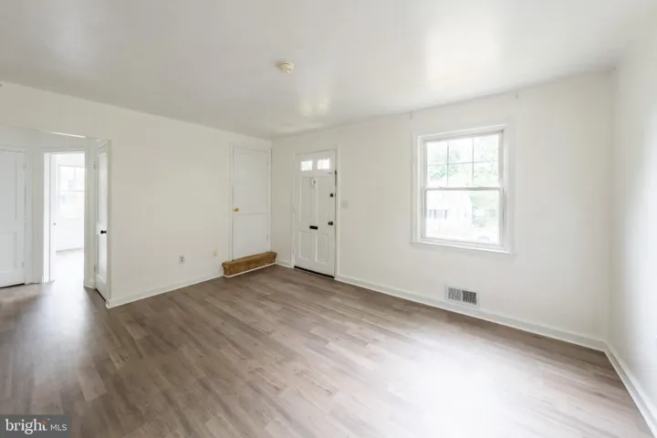 2419 N Dickerson St, Arlington, Virginia 22207