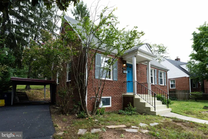 2419 N Dickerson St, Arlington, Virginia 22207