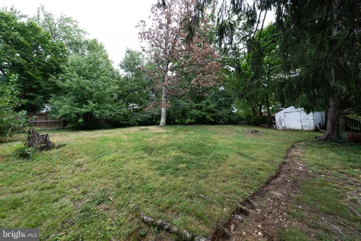 2419 N Dickerson St, Arlington, Virginia 22207