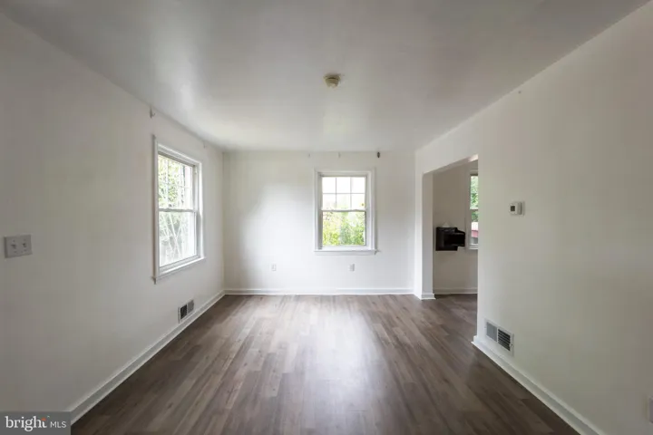 2419 N Dickerson St, Arlington, Virginia 22207