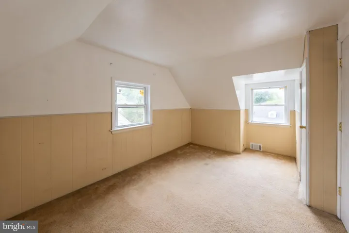 2419 N Dickerson St, Arlington, Virginia 22207
