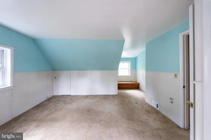 2419 N Dickerson St, Arlington, Virginia 22207