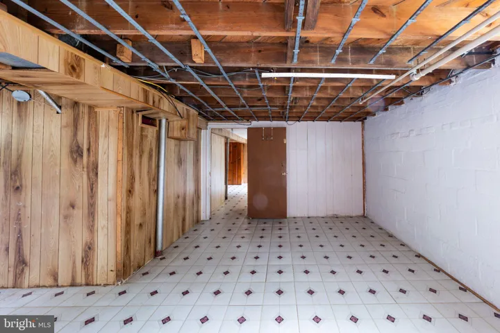 2419 N Dickerson St, Arlington, Virginia 22207