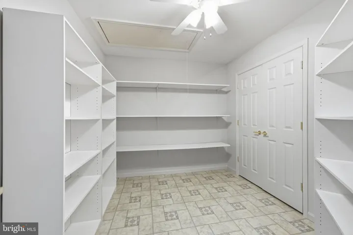 13705 Longmeade Ct, Gainesville, Virginia 20155