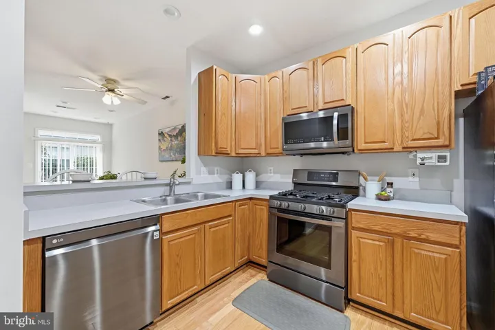 13705 Longmeade Ct, Gainesville, Virginia 20155